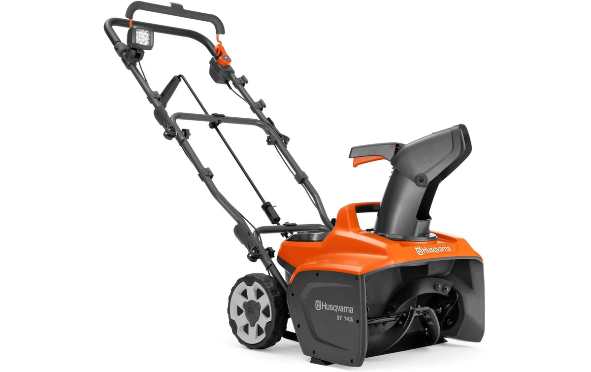 Souffleuse à neige sur batterie Husqvarna ST 143i