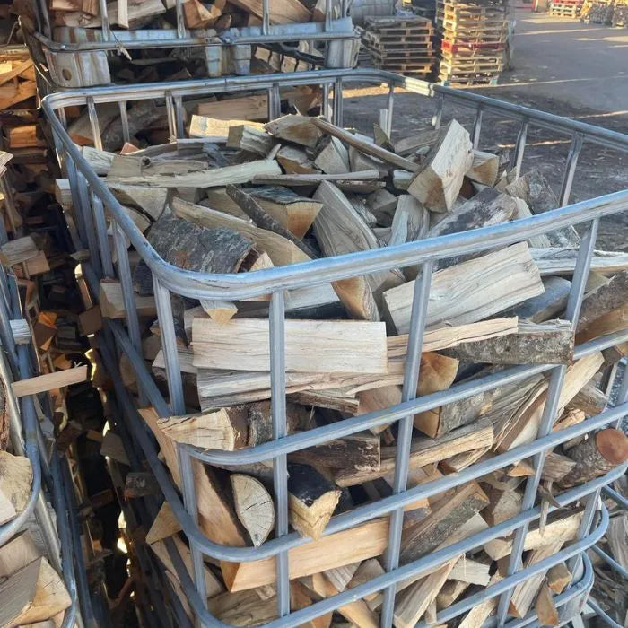 Caisse de 1,50 mètre cube de bois de chauffage 30 cm – Palette de 1,05 m³ de bois fendu et coupé (Chêne/Hêtre/Châtaignier).